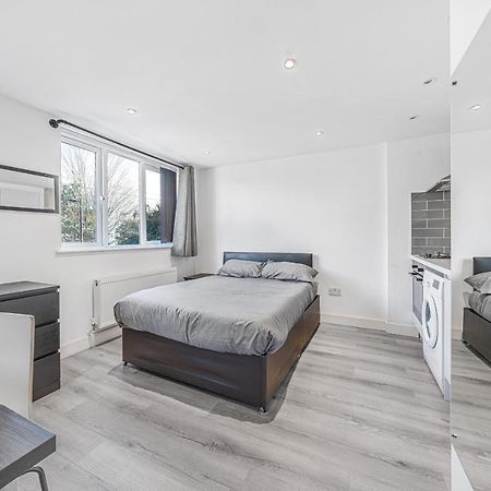 Top Floor Studio In Camberwell London Exterior photo